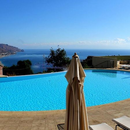 Bayview Apartment - Taormina Holidays المظهر الخارجي الصورة