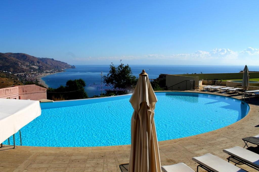 Bayview Apartment - Taormina Holidays المظهر الخارجي الصورة